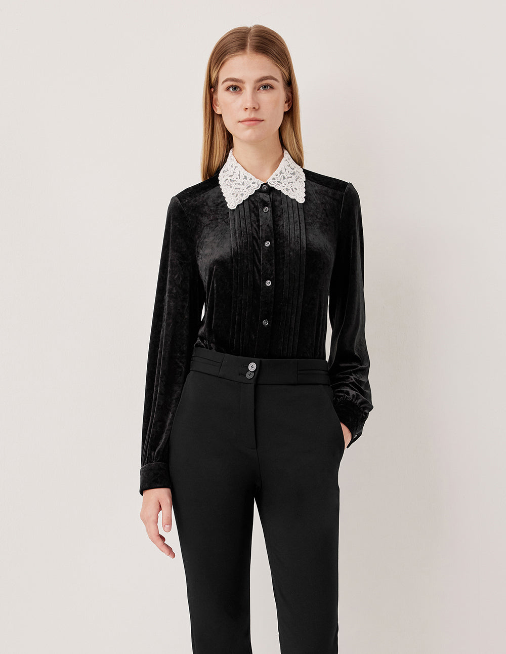 MARYLING Collar & Long Sleeves Velvet Blouse