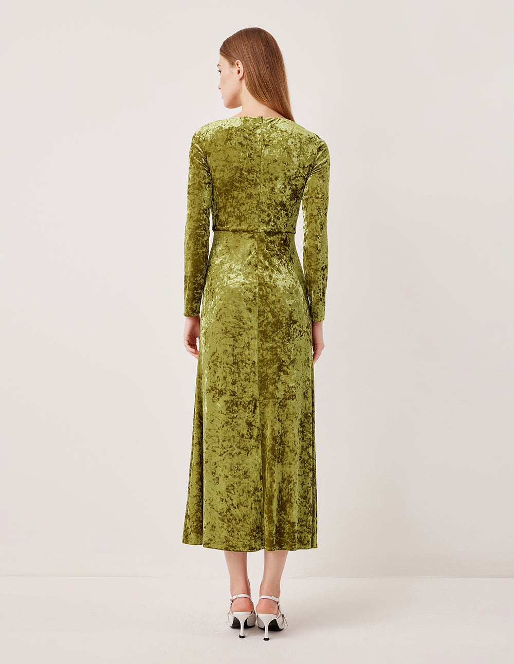 MARYLING Twist V-Neck Gold Velvet Long Sleeve Evening Gown