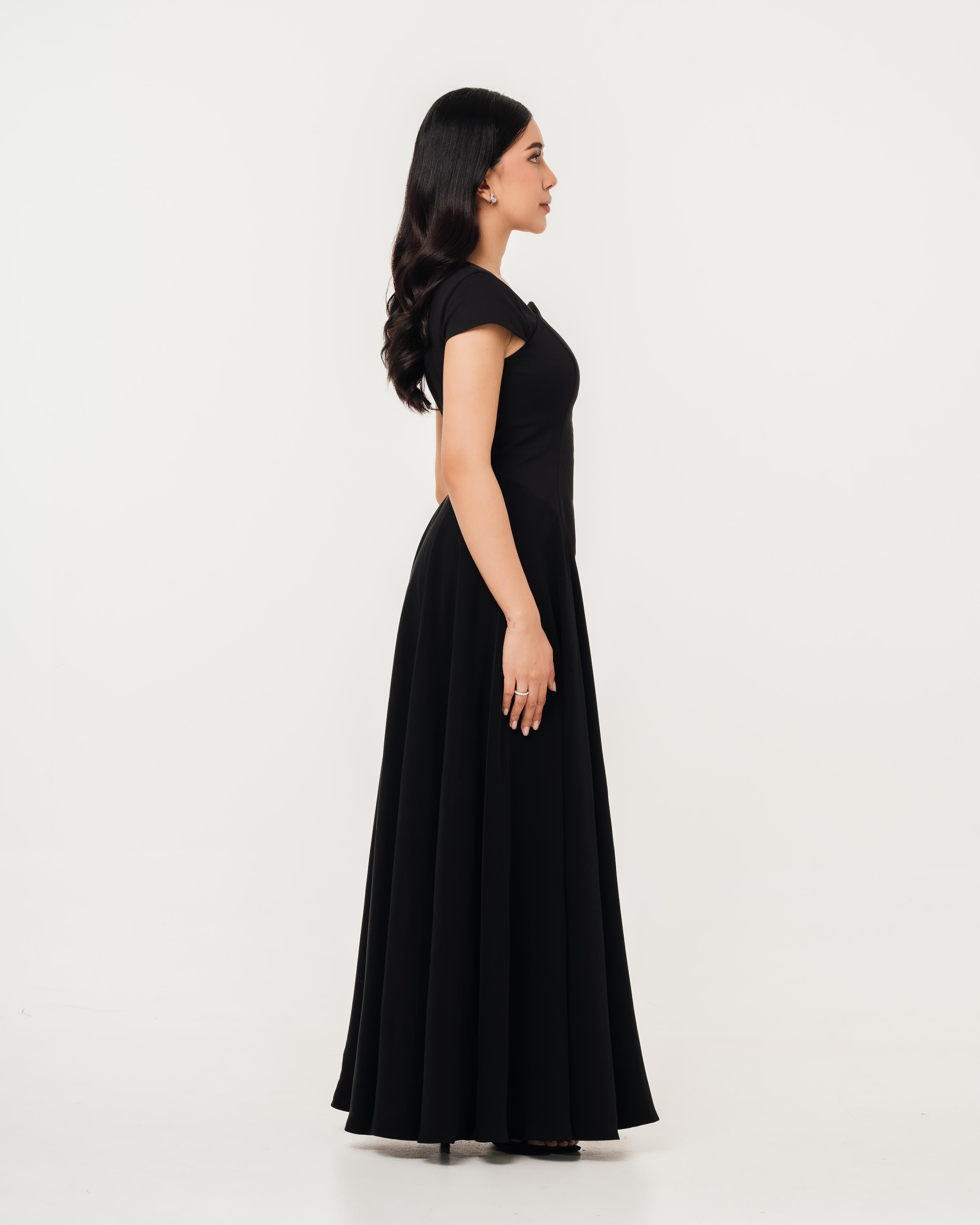 Aurora Ivory Capsleeve Flowy Maxi Dress