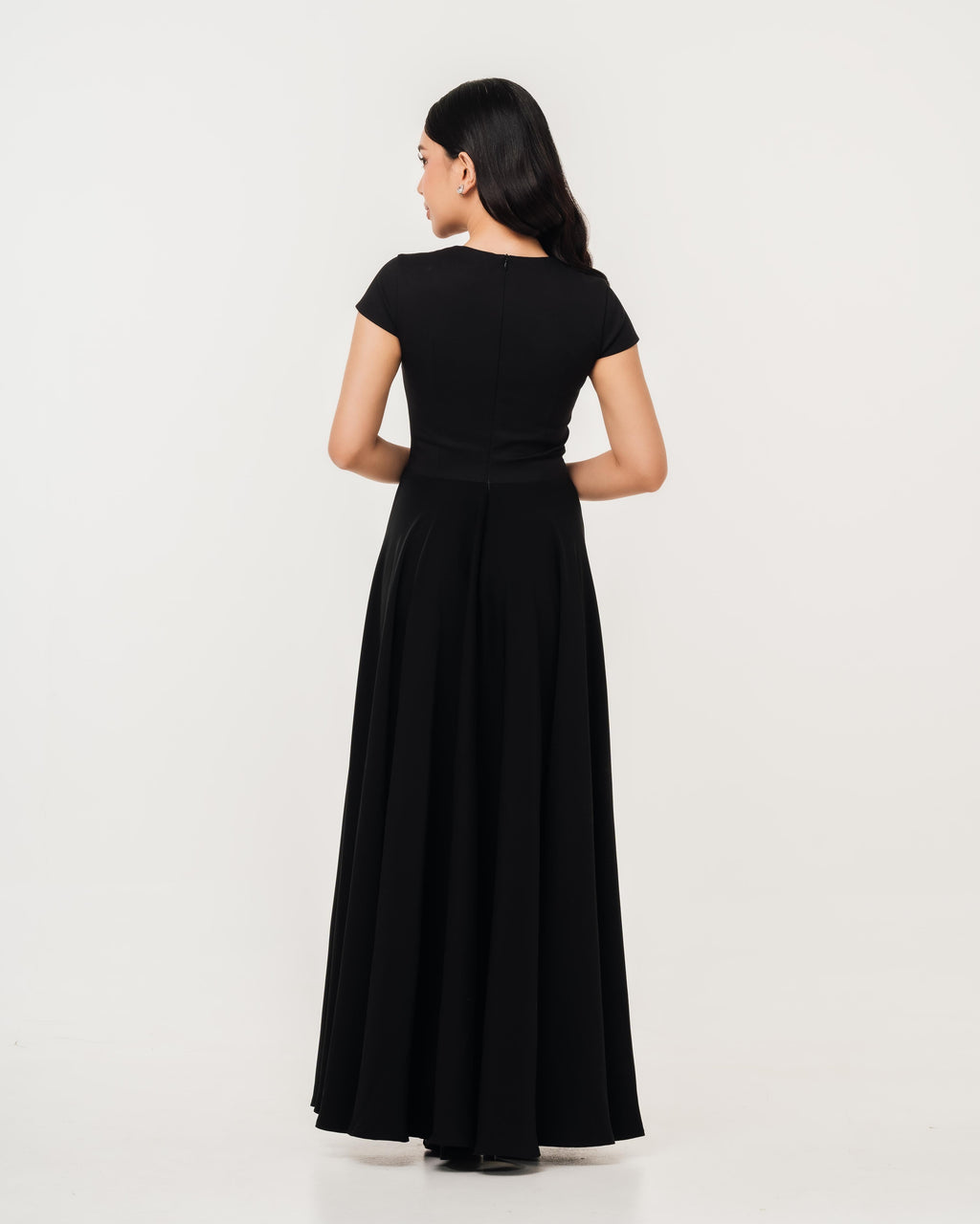 Aurora Ivory Capsleeve Flowy Maxi Dress