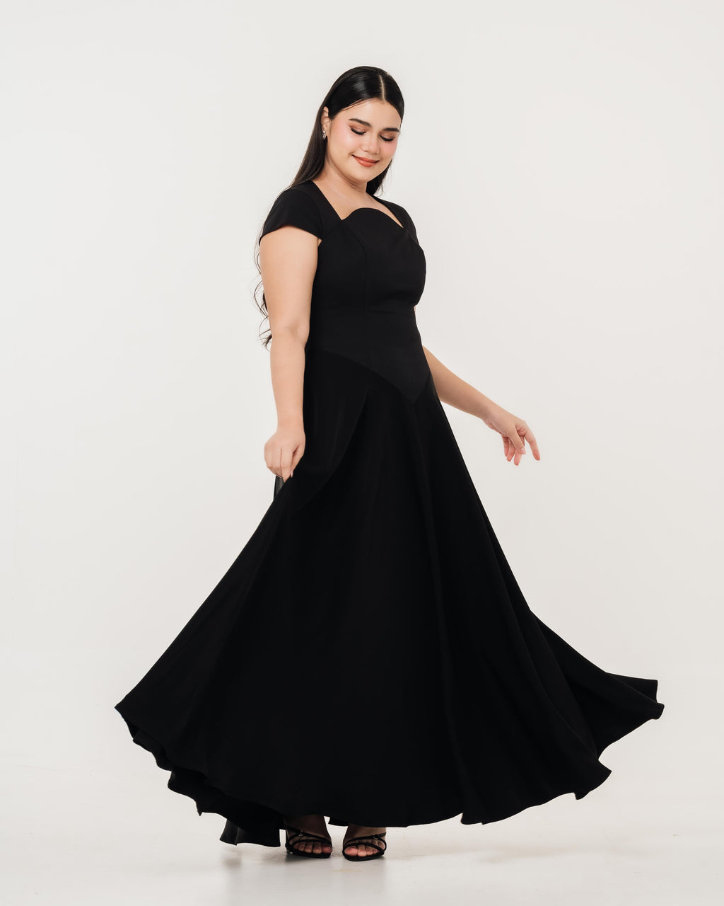 Aurora Ivory Capsleeve Flowy Maxi Dress